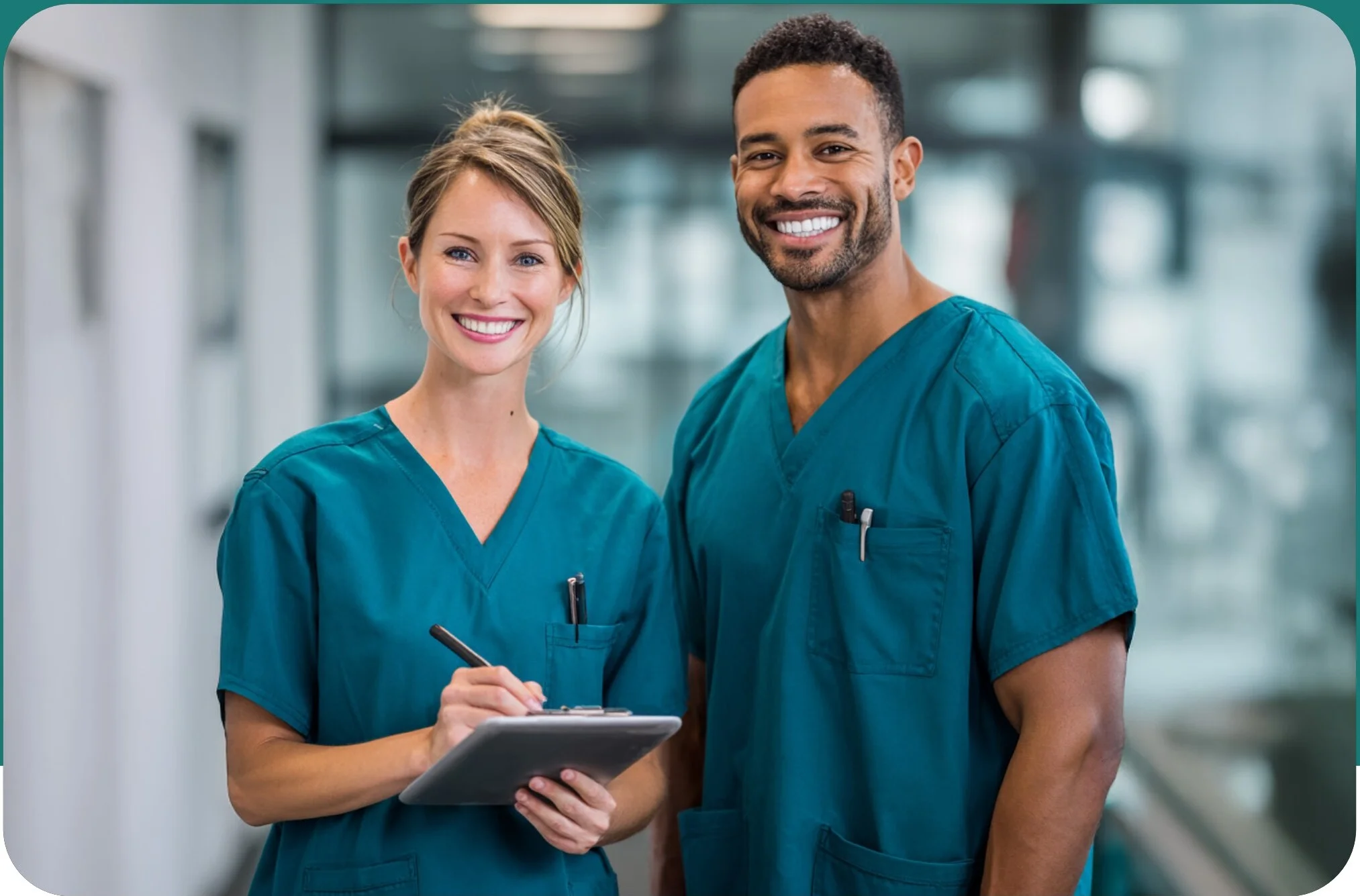 Whitepaper: Frontline-Digitalisierung im Gesundheitswesen